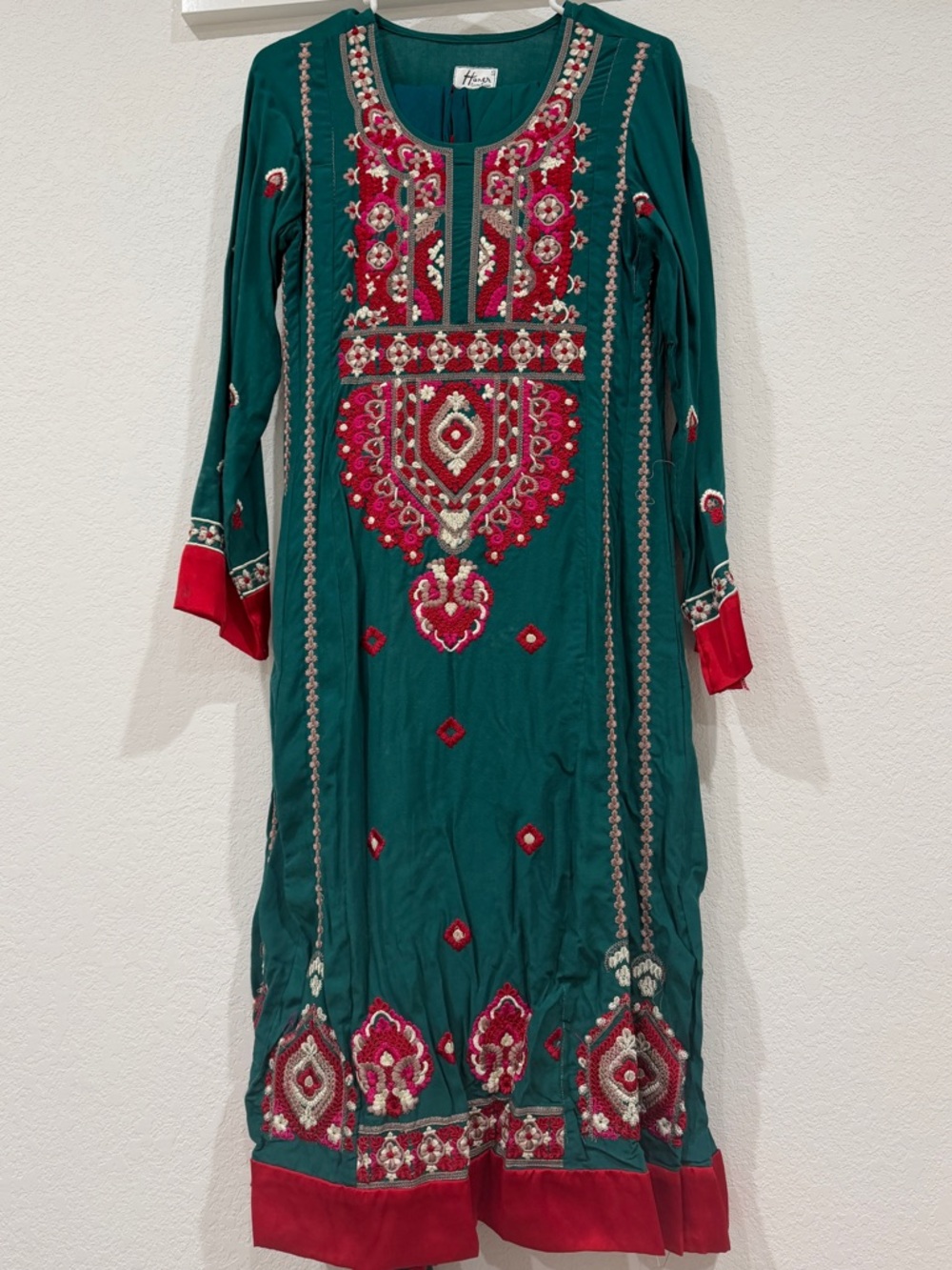3-piece lawn set with embroidery